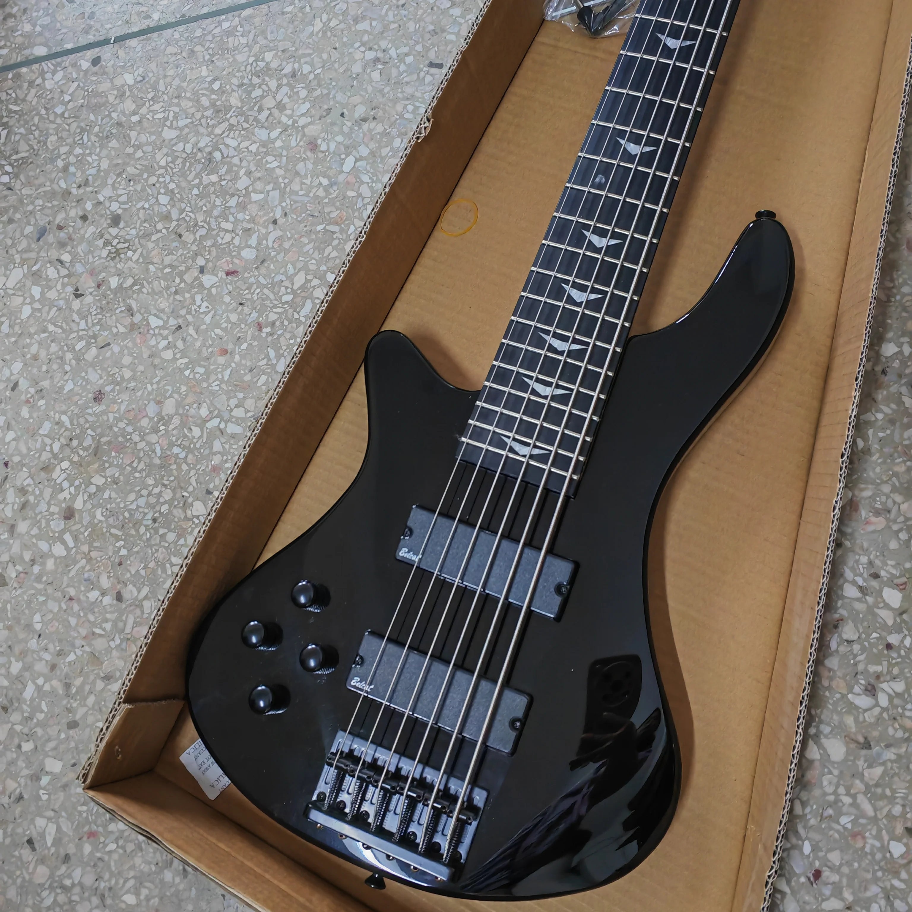 Left Hand 43Inch 5 String 6 Strings Electric Bass Guitar 24 Fret Solid Basswood Body Sunburst Black Color High Gloss Guitar