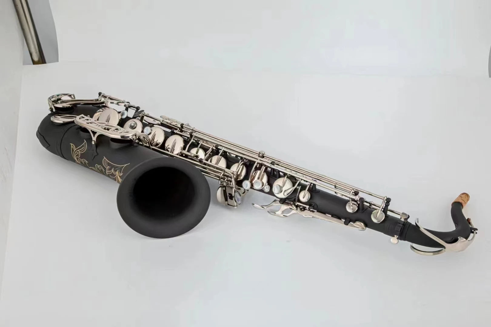New Arrival Tenor Saxophone Bb Tune Black Matte Nickel Plating Woodwind Instrument With Case Accessories